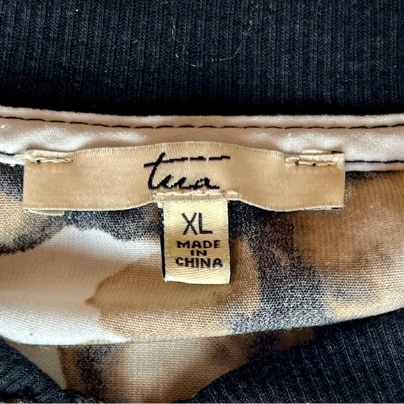 Floral Bomber Jacket - Picture 5 of 7